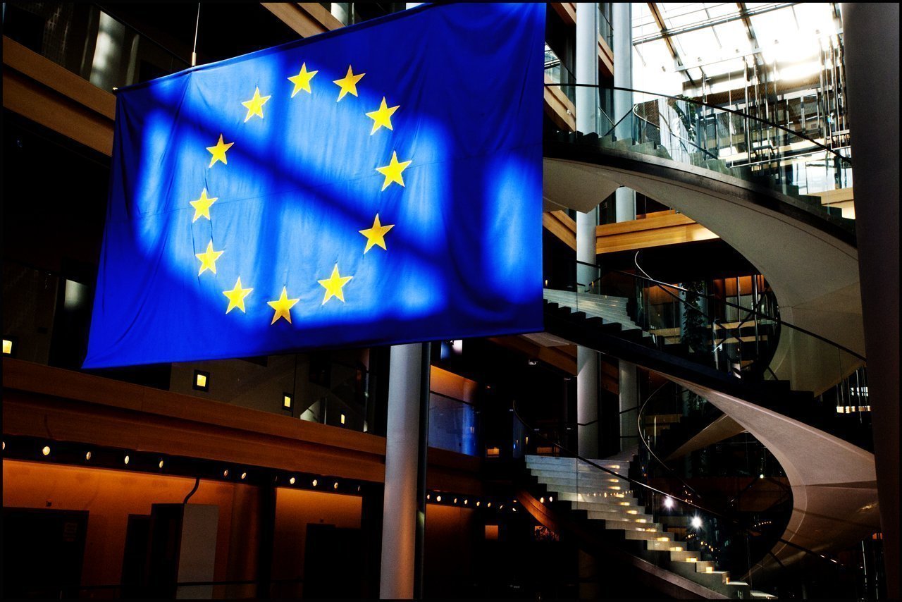Drapeau européen au Parlement européen